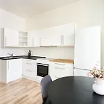 Gruenerlokka Shared Apartament *